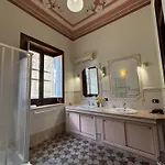 Golden House 4*